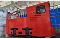礦用架線式電機(jī)車自動斷送電裝置由什么組成？