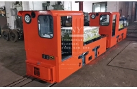 變頻調速5噸鋰電池湘潭電機車發(fā)貨